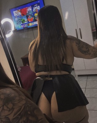 Luanny gordinha peituda de passagem na cidade