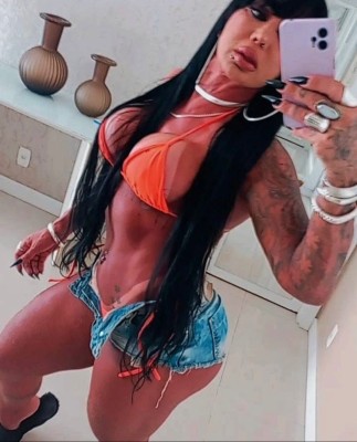 Joana Almeida morena insaciável