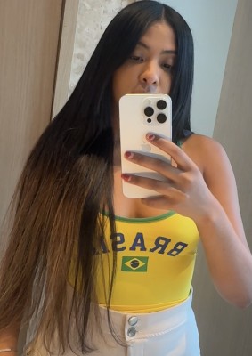 Morena quente e atraente novidade na cidade