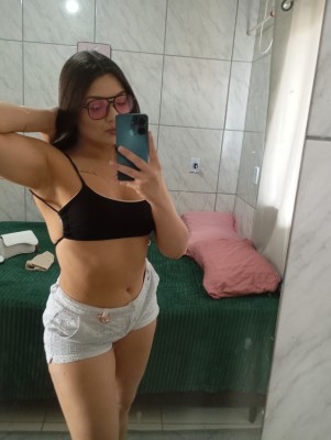 Amanda Camargo