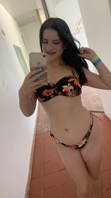 Mônica *LEIA O ANUNCIO*