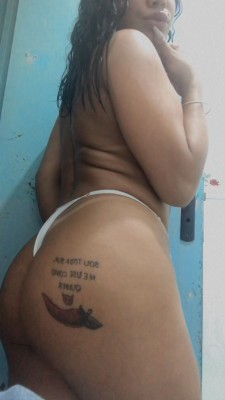 Vem conhecer a morena quente e tesuda