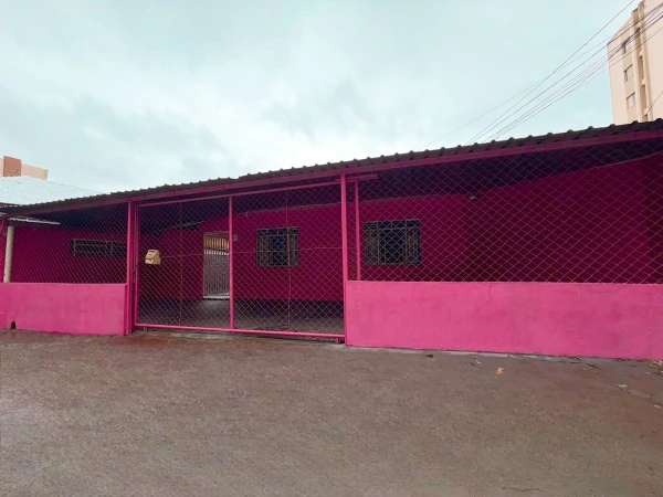 CASA ROSA RUA PAES LEME 663