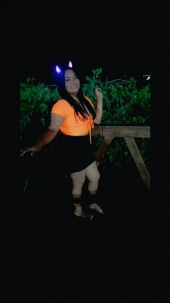 Morena  massagista 