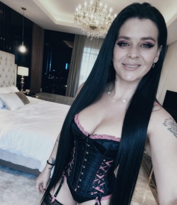 Santinha safadinha