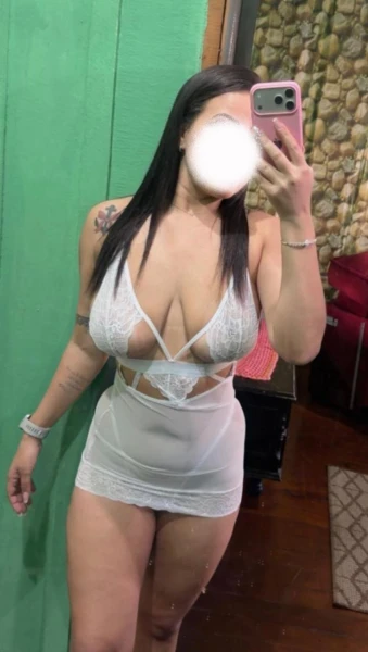 GATA TATUADA 