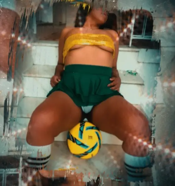 Pietra gatinha safada