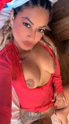 Morena carioca cheia de malícia e elegância, pronta para transformar seu momento em algo inesquecível…” 😌✨