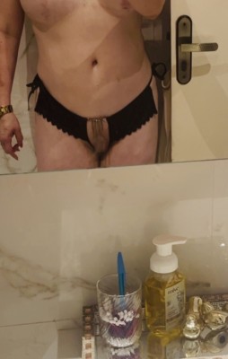 Quero gozar muito nesse bucetinha rosa e apertada ❗️Branquinha novidade✨