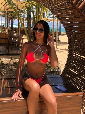 Morena linda, envolvente fogosa, venha gozar comigo!