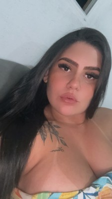 Nifetinha gulosa