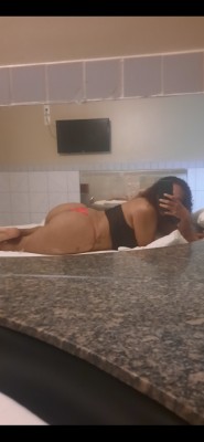 Morena pimenta bucetao