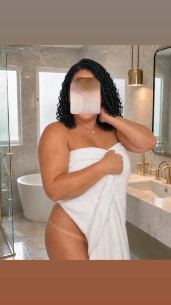 MASSAGISTA GOSTOSA DA BUNDA GRANDE E ORAL BABADINHO