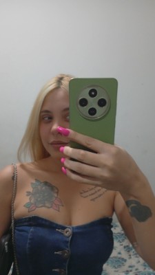 Loirinha ninfeta estilo namoradinha