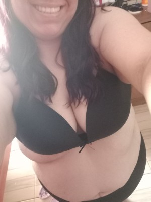 Gordinha que adora mamar