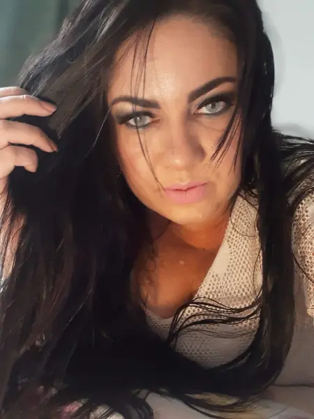 Mari Massagens (98)99208-3380