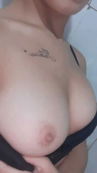 Oii moh,chama eu aki amor pra gente fazer um amorzinho gostoso vida🤤
