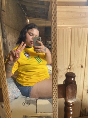 Olá meu nome é brunna eu sou muito linda e gente boa