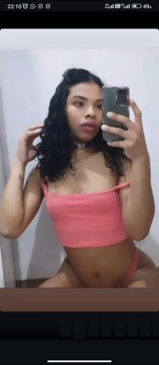 Morena Índia gulosa