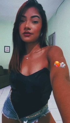 Corpo pequeno, prazer gigante 💋🔥