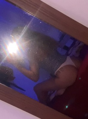 Corpo pequeno, prazer gigante 💋🔥