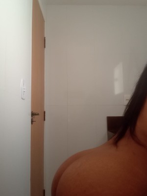 Sou nova aqui, mas estou disposta a viver novas experiências 
