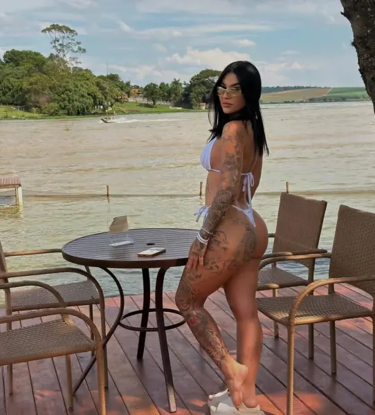 Garota sanção