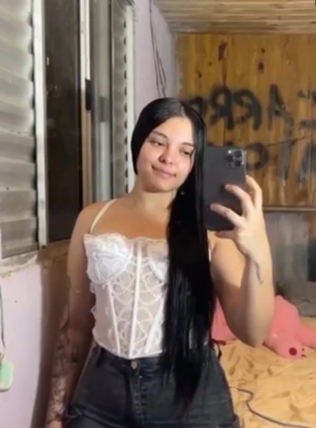 Garota sanção