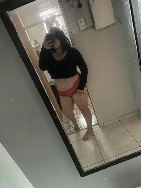 Oi bebês…SEM LOCAL, atend a domicílio, motéis e hotéis. Branquinha, gordinha do bumbum grande e peito médio 🔥🤭🌶️