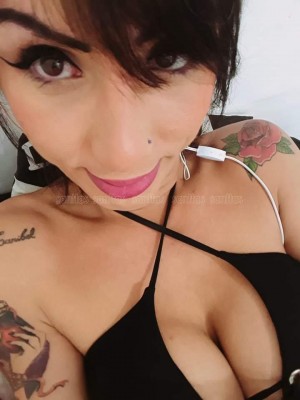 Carolina Suriani Trans