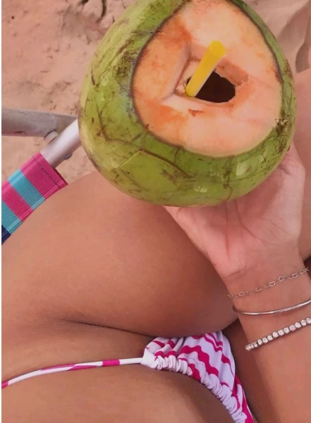 Aurora🤤18 aninhos