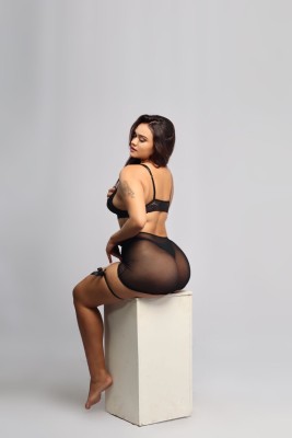 BIANCA ANDRADE NOVINHA INICIANTE