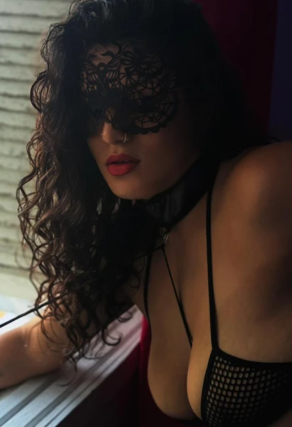 Amante das preliminares, beijo na boca e sexo bem envolvente