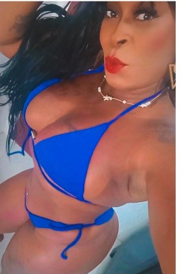 Cris Muniz acompanhante