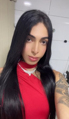 Letícia Queiroz