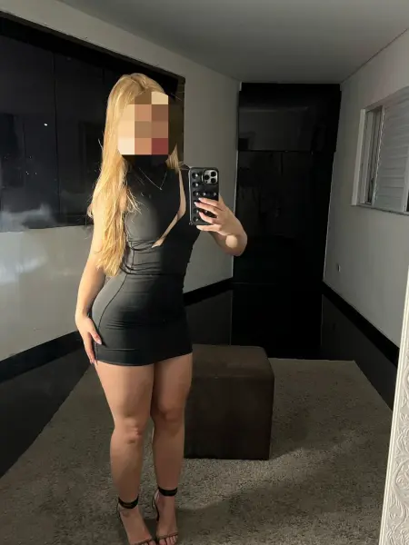 Amanda com local , estilo namoradinha 