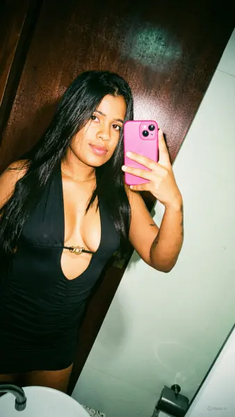 Novinha bucetuda