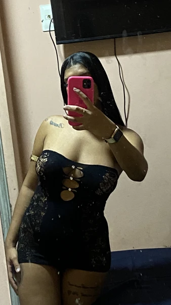 Gostosa com local