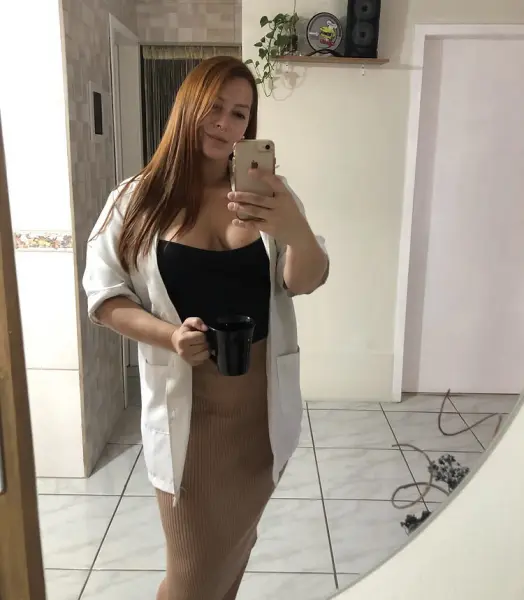 Franciele Fontana - Terapeuta Tântrica