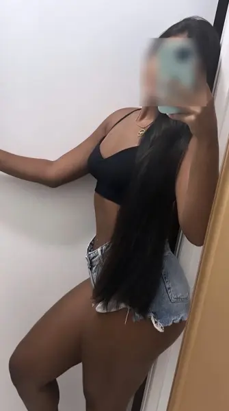 Isis Moraes