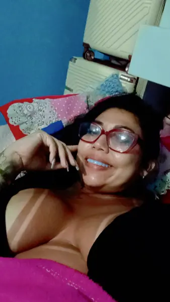 Morena tatuada cavala estilo namoradinha