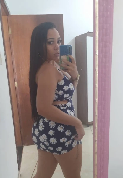 Morena cheirosa novidade na cidade 