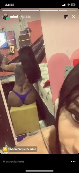 Camgirl de luxo virtual 