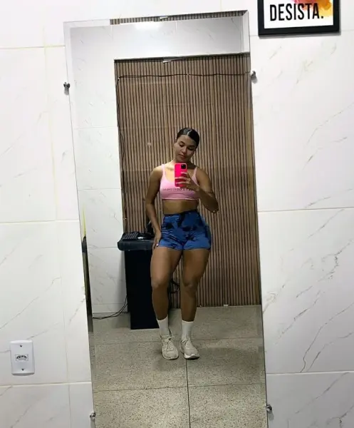 Oie amores me chamo bela me chama para mais informação 