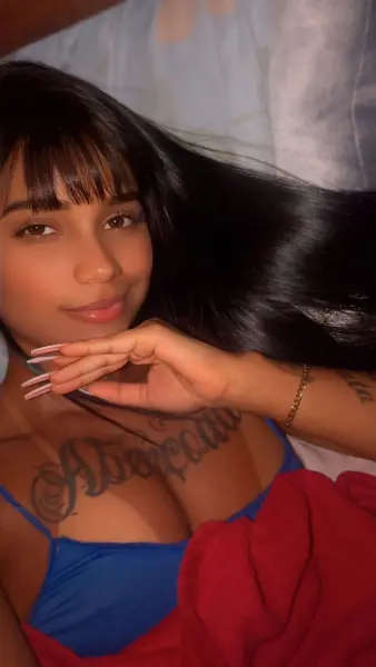 Acompanhante disponível em Bahia 