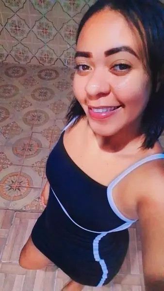 Nifetinha safadinha disponível na cidade 