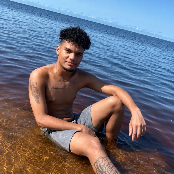 Pronto para satisfazer o seu prazer🔥❤️