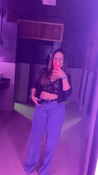 Bella Fernandes 😈