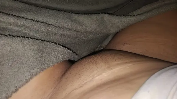 Casal perfeito, marido só assiste 