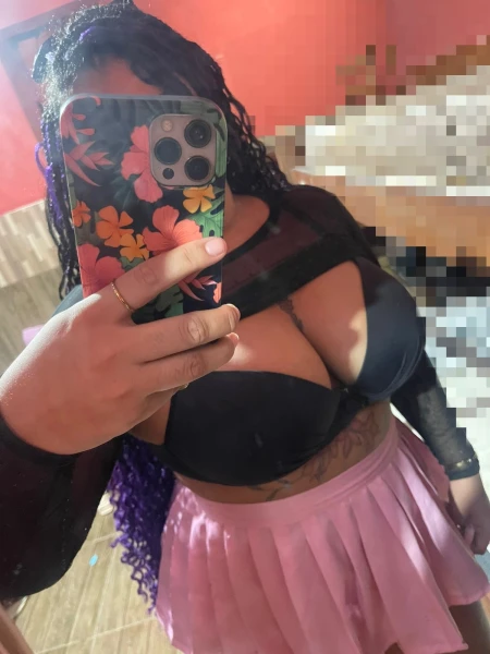 Estou disponível para realizar todos os seus fetiches 
